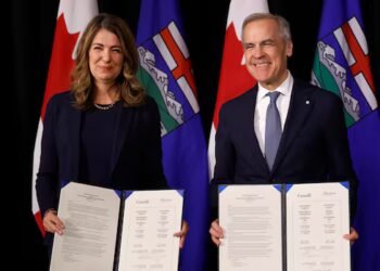 First Nations chiefs in B.C. call on Carney, Smith to halt advancing West Coast pipeline