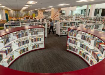 Alberta librarians feeling anxious about complying with new restrictions ahead of Jan. 1 deadline