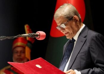 Mirza Fakhrul Islam Alamgir takes oath as Bangladesh’s President