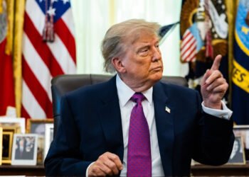 Trump Signs Executive Order to Rename Lake Ontario to Lake America