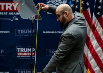Teleprompter Operator Who Bet on Trump Speeches Is Ordered to Pay Fine