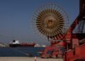 Hormuz crossings rise slightly from weekend