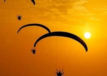 Paragliding activities suspended in Oman following tragic accident