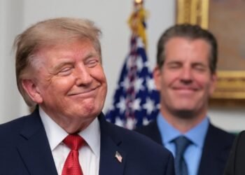 Trump warns of economic consequences for any country that supports Iran
