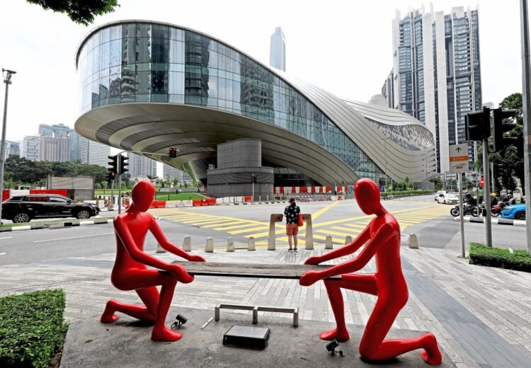 Galeri PETRONAS previews new Ombak KLCC home with ‘The First Glimpse’