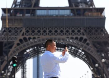 France is banning unsolicited telemarketing calls