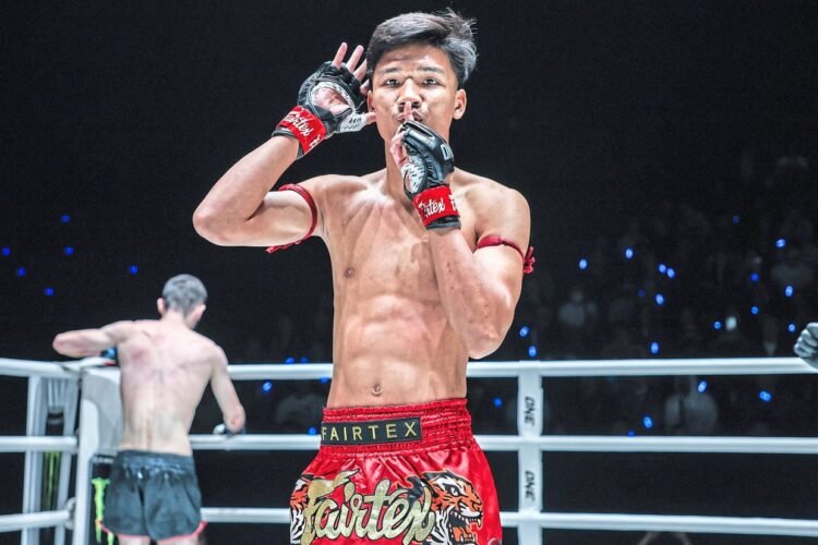 Other Sports: Muay thai champion Aliff buys RM1 million bungalow for parents
