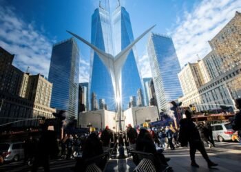 Hedge funds upped short AI bets in July, Hazeltree says