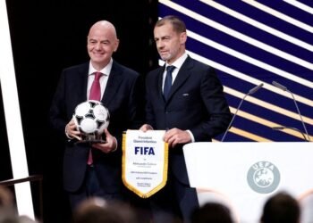 Football: Soccer-UEFA set to drop FIFA boycott threat, sources say
