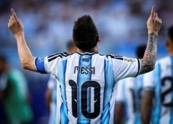 Football: Soccer-Argentina’s Messi ends international career