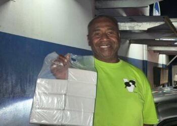 'It Takes Courage': Ambae Entrepreneur Turns Humble Tissue Sales into a Life of Purpose