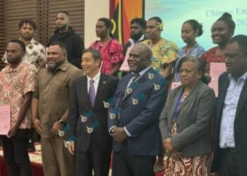 Chinese Gov’t funds 14 ni-Vanuatu students for Shanghai University