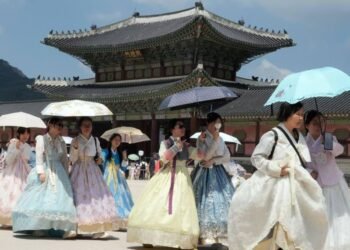 Heatwave impacts people, animals in Japan and Korean Peninsula | World News