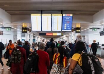 More women are travelling solo: safety and scams are among their top concerns at new destinations | Health