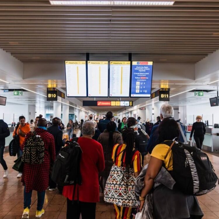 More women are travelling solo: safety and scams are among their top concerns at new destinations | Health
