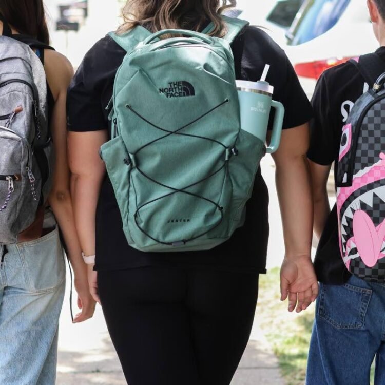 Heavy schoolbags can strain kids’ bodies | News