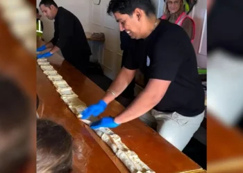 Watch: Southland café makes world’s longest cheese roll – maybe
