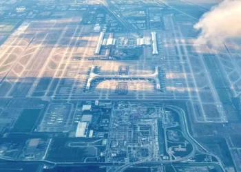 What works and what doesn’t on a stopover in one of the world’s busiest airports