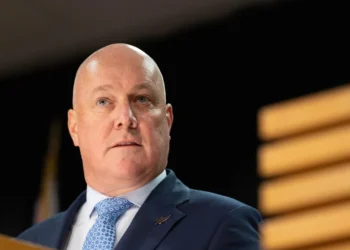 Live: Luxon arrives in Wellington ahead of ‘urgent’ caucus meeting, dodges questions from media