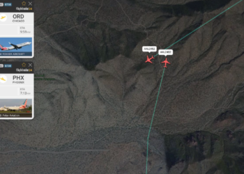 Quick-thinking air traffic controller averts potential disaster after flight number mix-up