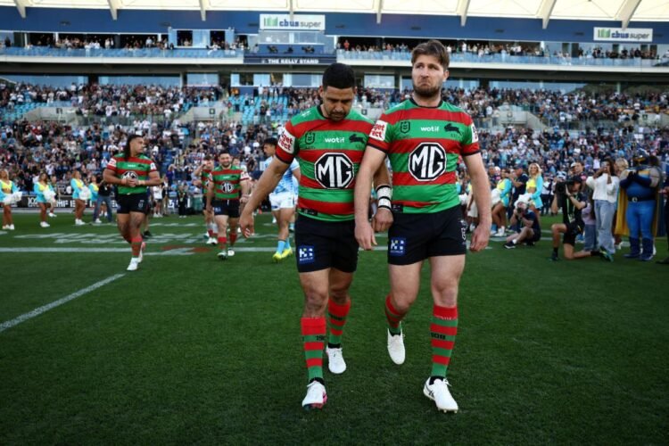 Watch: Jai Arrow makes brief, tearful return to NRL field