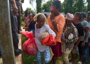 UN agency warns of 17,000 children in urgent need of assistance as aid reaches some Nepal survivors