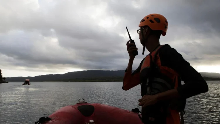Blaze engulfs Indonesian passenger ferry, leaving 5 dead and dozens missing