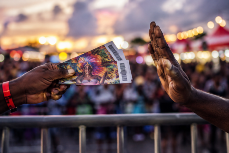 Police Investigating People who use Stolen Credit Cards to buy fete Tickets