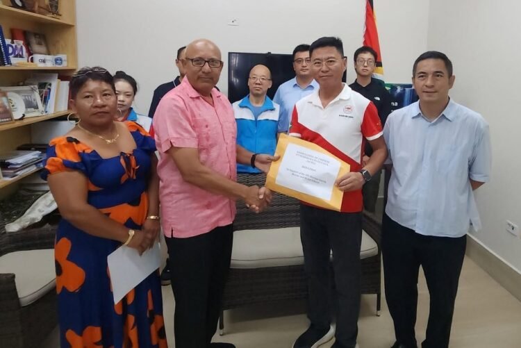 Chinese businesses make additional donation to MV Barima relief efforts