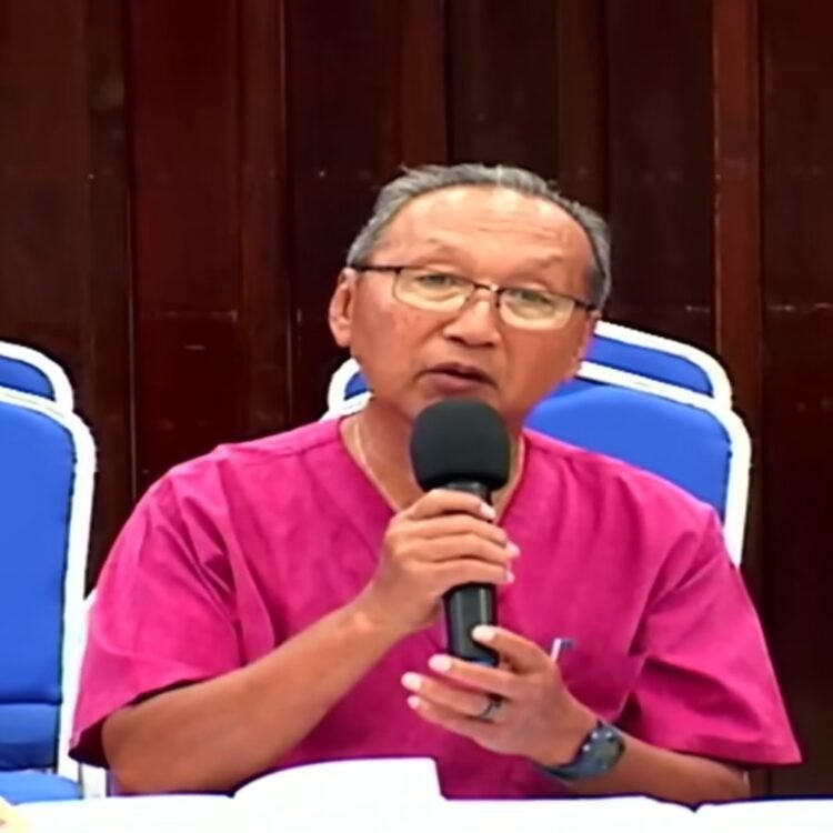 Palauans Pray for Dr. Victor Yano After Medivac to Manila for Emergency Care