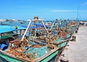 10 fishermen from Rameswaram held by Sri Lankan Navy on charges of fishing beyond Katchatheevu islet