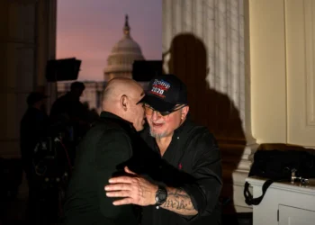 Judge dismisses Jan. 6 seditious conspiracy charges against Oath Keepers