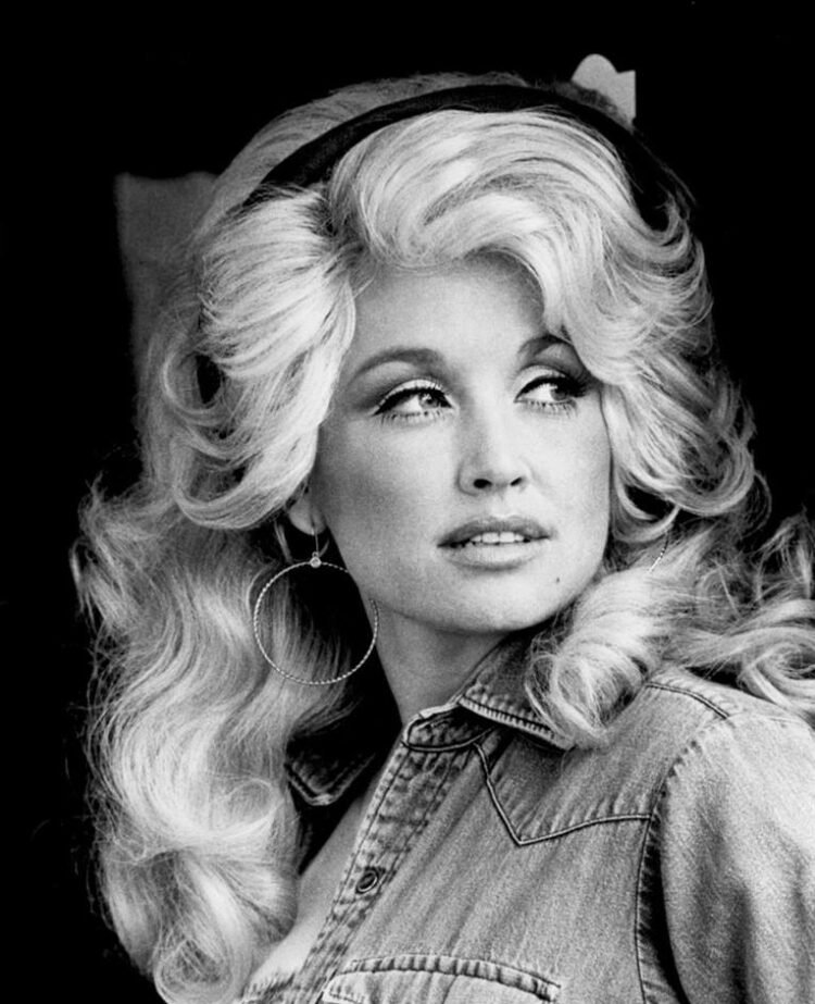 Music icon Dolly Parton dies at 80