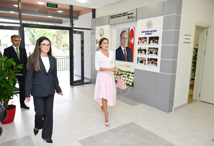 First VP Mehriban Aliyeva and her daughters, Leyla Aliyeva and Arzu Aliyeva, attend opening of nursery-kindergarten No. 352 in Baku (PHOTO/VIDEO)