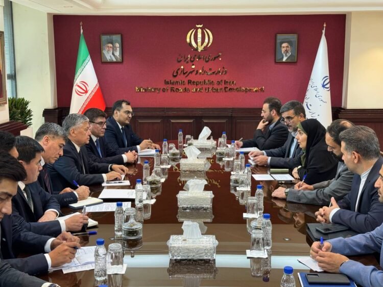 Uzbekistan, Iran step up efforts to boost transit and cargo flows