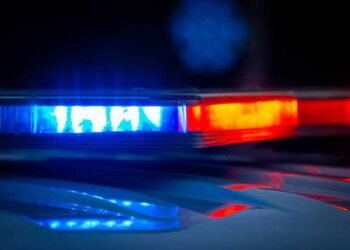 Police kill two in La Romain