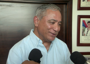 PM Blames Red Tape for Defense Ministry Payments