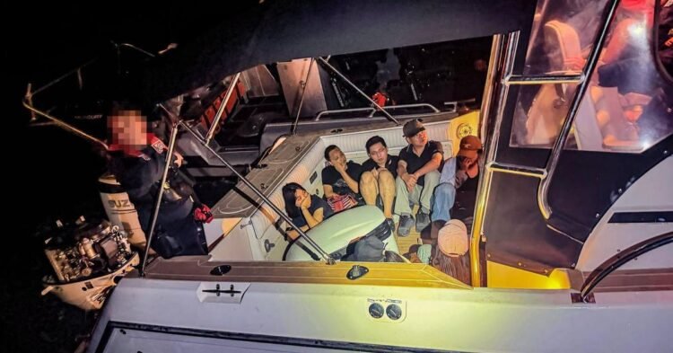 Migrant trafficking: Three coyotes, including a Cuban, arrested for transporting 20 rafters