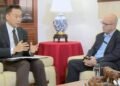 Diplomacy: The Chinese ambassador in Cuba teaches a market economy class