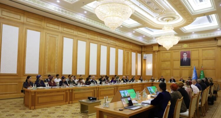 Turkmenistan hosts seminar on biodiversity and sustainable development