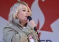 Jann Arden headlines Calgary concert for Canadian unity ahead of Alberta referendum