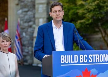 New poll shows two-thirds not in favour of early election in B.C.