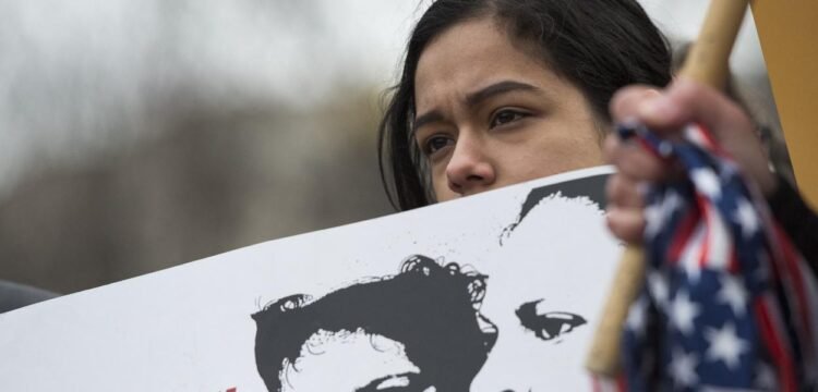 Podcast: What Will Trump Decide on TPS for El Salvador? | The Lighthouse