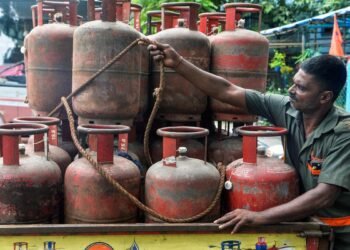 LPG booking interval for rural consumers cut to 25 days from 45