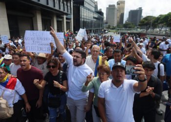 The streets are once again the scene of protests in Venezuela