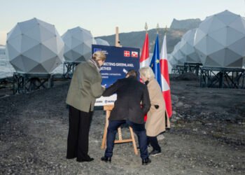 See photos behind the scenes from the EU visit and the Kingdom meeting in Nuuk