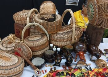 Kalinago artisans showcase traditional arts and crafts at Prevo Cinemall (with pictures)
