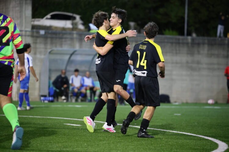 Futsal, second day: four teams chasing an encore