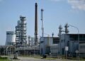 Oil extends gains as Trump issues fresh Iran warning