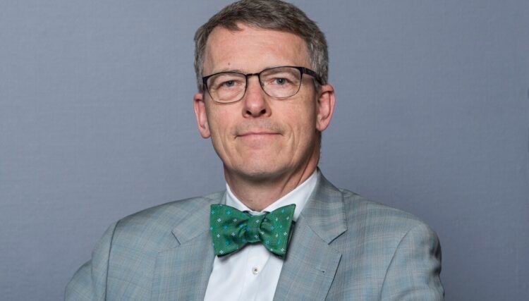 Director leaves the pension fund after 10 years in the post